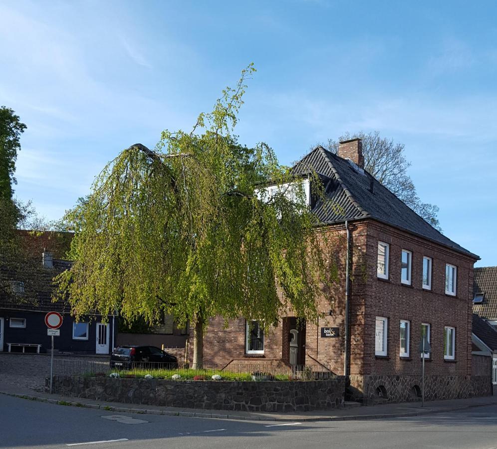 Gaestehaus Bed & Kitchen Schleswig Exterior photo