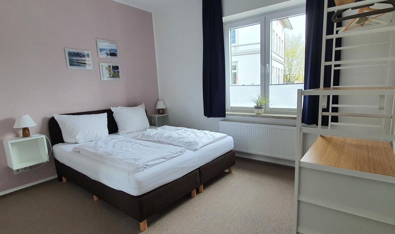 Gaestehaus Bed & Kitchen Schleswig Exterior photo