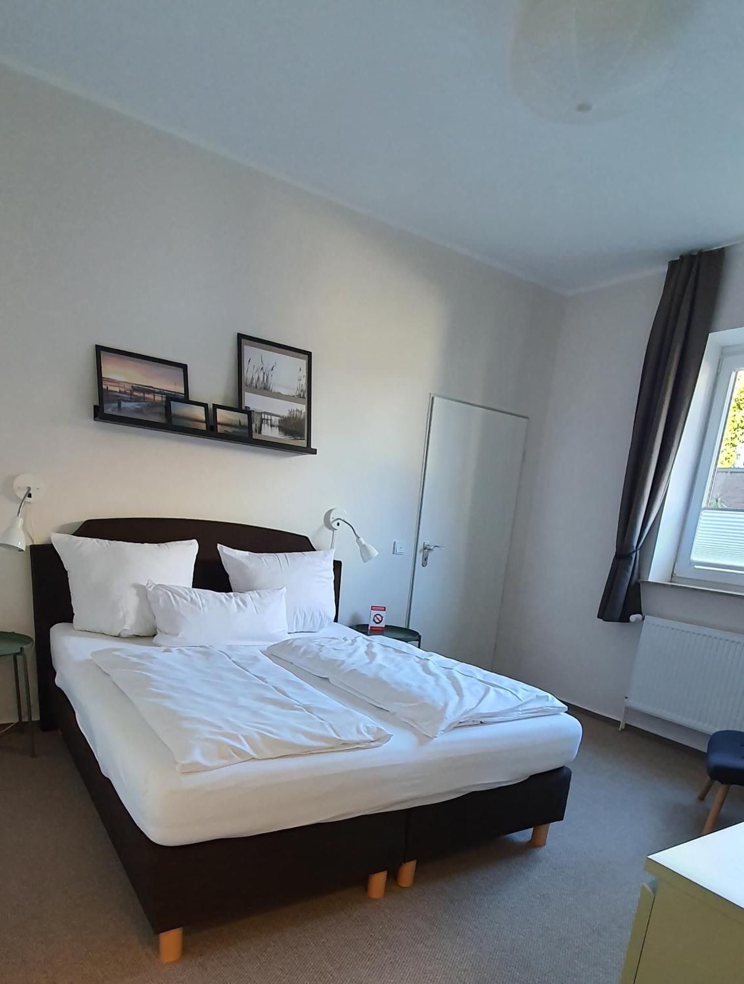 Gaestehaus Bed & Kitchen Schleswig Room photo